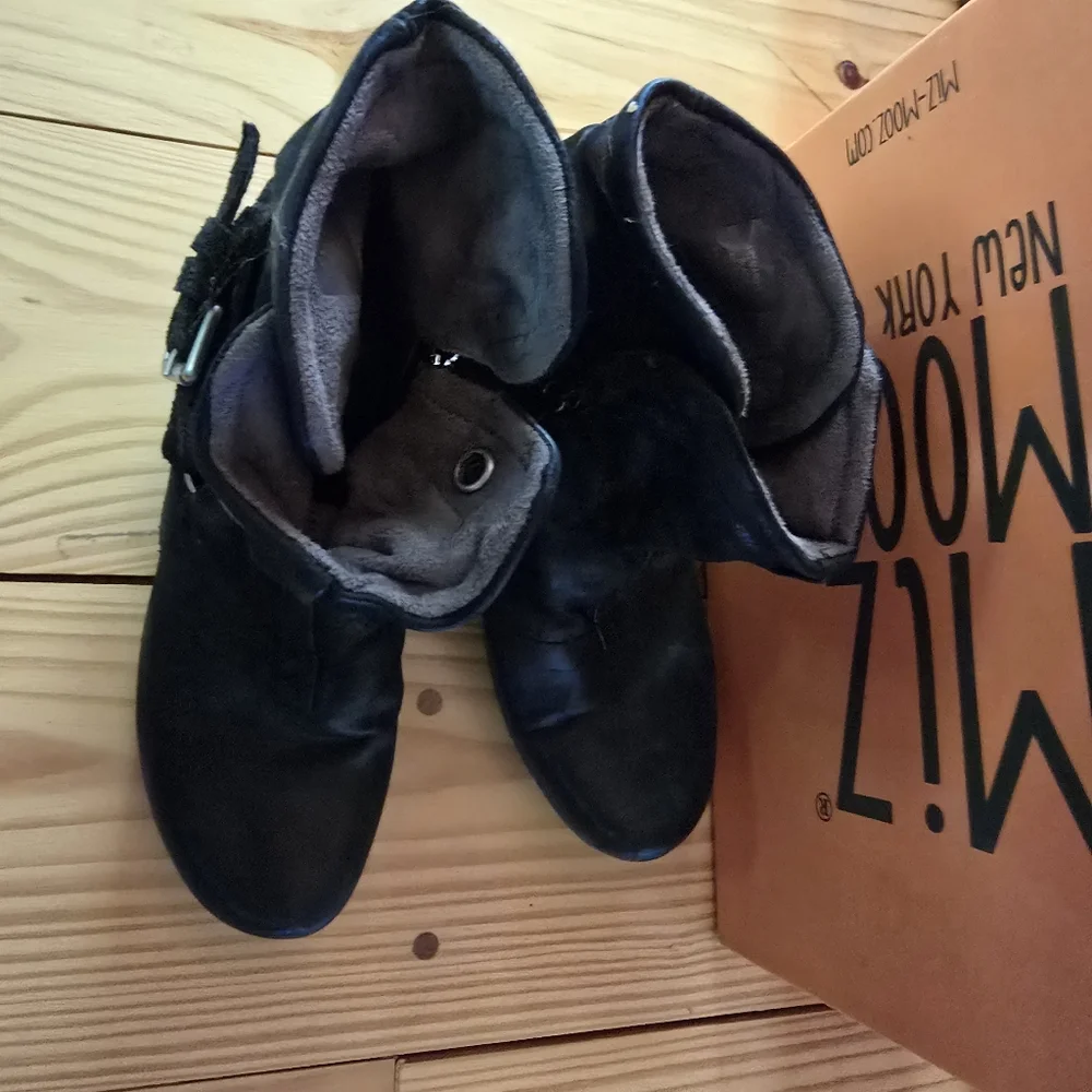 Black Women's Booties MIZ MOOZ - Picture 6 of 10